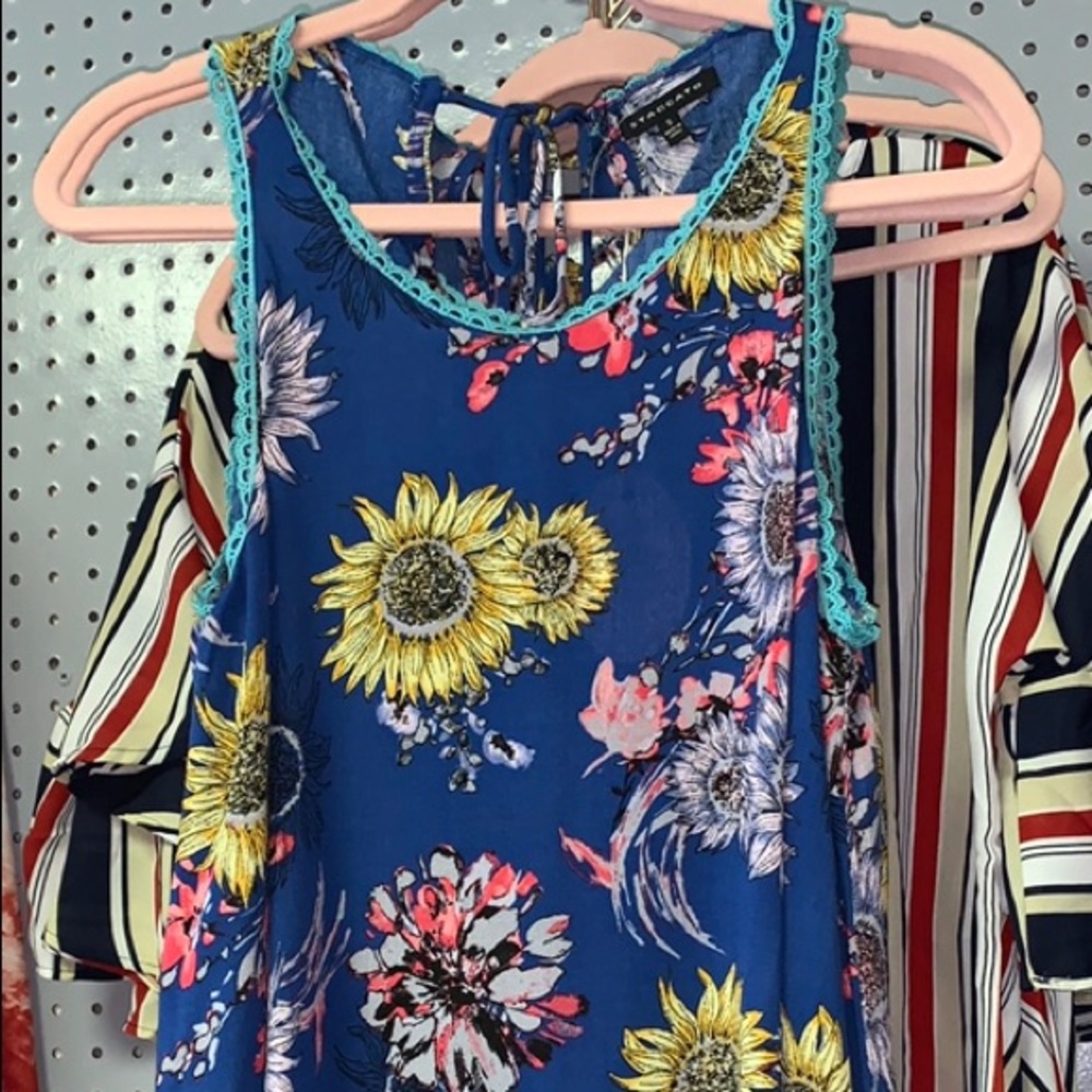 Sunflower tank